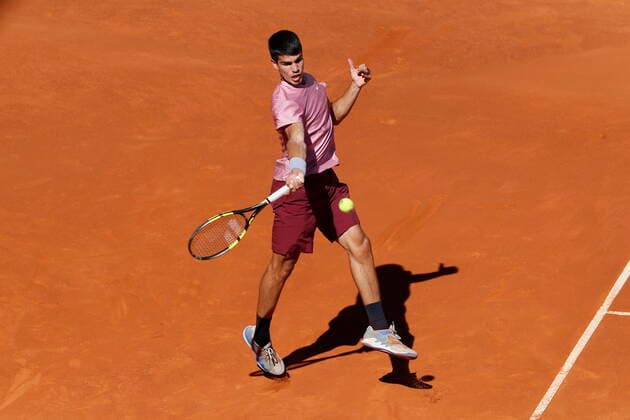 Carlos Alcaraz (ESP), MAY 5, 2021 - Tennis : Carlos Alcaraz of Spain during Singles 2nd round match against Rafael Nadal of Spain on the ATP, Tennis Herren World Tour Masters 1000 Mutua Madrid Open tennis tournament at the Caja Magica in Madrid, Spain. Noxthirdxpartyxsales  (0117103543st)