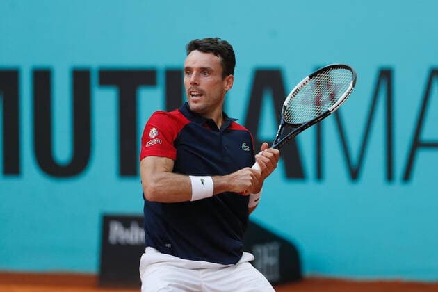 Roberto Bautista Agut (ESP), MAY 5, 2021 - Tennis : Roberto Bautista Agut of Spain during singles 2nd round match against John Isner of USA on the ATP, Tennis Herren Masters 1000 Mutua Madrid Open tennis tournament at the Caja Magica in Madrid, Spain. Noxthirdxpartyxsales  (0117103682st)