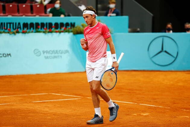 Casper Ruud (NOR), MAY 5, 2021 - Tennis : Casper Ruud of Norwey celebrate after point singles 2nd round match against Yoshihito Nishioka of Japan on the ATP, Tennis Herren Masters 1000 Mutua Madrid Open tennis tournament at the Caja Magica in Madrid, Spain. Noxthirdxpartyxsales  (0117103711st)
