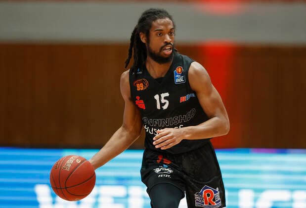 05 05 2021, Basketball, BBL 2020 2021, 33 Matchday, s Oliver Wuerzburg NINERS Chemnitz, GER, Wuerzburg, s Oliver Arena, Picture from left Marcus Thornton NINERS Chemnitz Copyright: HMBxMedia xHeikoxBecker