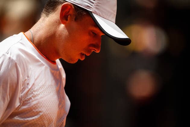 May 6, 2021, MADRID, MADRID, SPAIN: Alex de Minaur of Australia in action during his Men s Singles match, round of 16, against Dominic Thiem of Austria on the ATP, Tennis Herren Masters 1000 - Mutua Madrid Open 2021 at La Caja Magica on May 6, 2021 in Madrid, Spain. MADRID SPAIN - ZUMAa181 20210506_zaa_a181_016 Copyright: xOscarxJ.xBarrosox