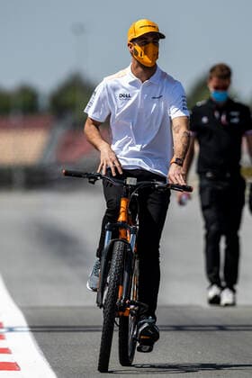 RICCIARDO Daniel (aus), McLaren MCL35M, portrait during the Formula 1 Aramco Gran Premio De Espana 2021 from May 07 to 10, 2021 on the Circuit de Barcelona-Catalunya, in Montmelo, near Barcelona, Spain FORMULE 1 : Grand prix d Espagne - Barcelone - Preparations - 06 05 2021 DPPI Panoramic  00121006__B2_8975
