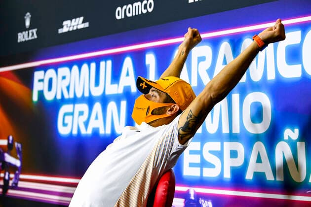 F1 Grand Prix of Spain 3 Daniel Ricciardo (AUS, McLaren F1 Team), F1 Grand Prix of Spain at Circuit de Barcelona-Catalunya on May 6, 2021 in Barcelona, Spain. (Photo by Mark Sutton LAT Motorsport Images FIA Pool via HOCH ZWEI) Barcelona Spain Poolfoto HOCH ZWEI Pool Motorsport Images ,EDITORIAL USE ONLY