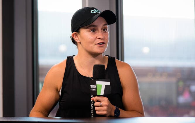 May 6, 2021, MADRID, MADRID, SPAIN: Ashleigh Barty of Australia talks to the media after winning the semi-final of the 2021 Mutua Madrid Open WTA, Tennis Damen 1000 tournament MADRID SPAIN - ZUMAa181 20210506_zaa_a181_068 Copyright: xRobxPrangex