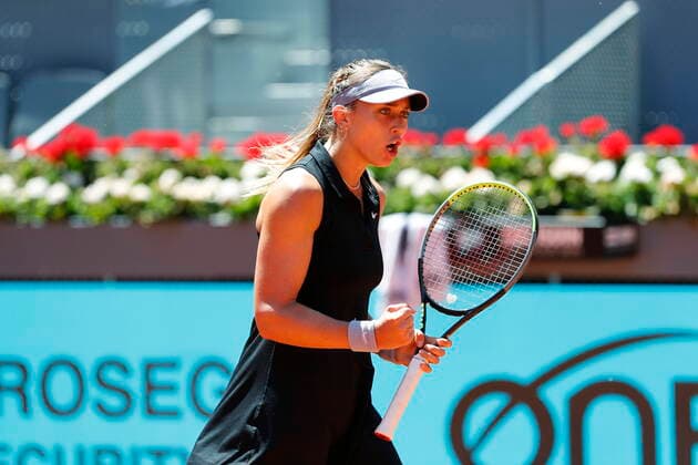 Paula Badosa (ESP), MAY 6, 2021 - Tennis : Paula Badosa of Spain during Singles Semi-finals match against Ashleigh Barty of Austlaria on the WTA, Tennis Damen 1000 Mutua Madrid Open tennis tournament at the Caja Magica in Madrid, Spain. Noxthirdxpartyxsales  (0117118635st)