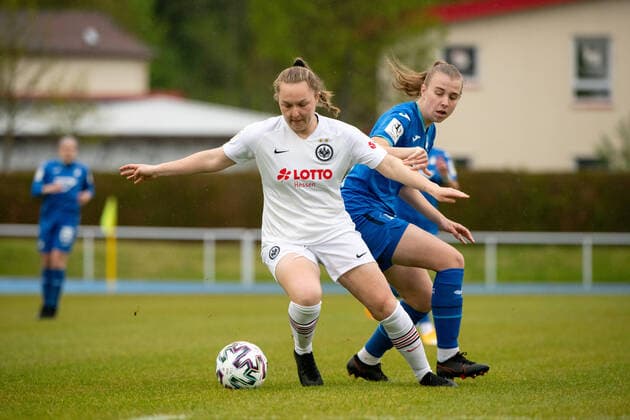 Madeleine Steck Eintracht Frankfurt U20 in duel with Leonie Gebert TSG Hoffenheim U20 , GER, TSG 1899 Hoffenheim U20 vs Eintracht Frankfurt U20, 06 05 2021, Frauen Fussball 2 Bundesliga Sued, 10 Spieltag, Spielzeit 2020 2021 DFB REGULATIONS PROHIBIT ANY USE OF PHOTOGRAPHS AS IMAGE SEQUENCES AND OR QUASI VIDEO GER, TSG 1899 Hoffenheim U20 vs Eintracht Frankfurt U20, 06 05 2021, Frauen Fussball 2 Bundesliga Sued, 10 Spieltag, Spielzeit 2020 2021 Sinsheim Copyright: xEibnerxPressefoto MichaelxMemmlerx EP_MMR