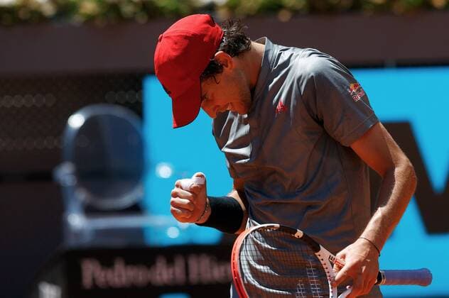 Dominic Thiem of Austria celebrates after defeating Jon Isner of the US during their Mutua Madrid Open quartefinal match held in Madrid, Spain, 07 May 2021. Mutua Madrid Open tennis tournament !ACHTUNG: NUR REDAKTIONELLE NUTZUNG!  Copyright: xCHEMAxMOYAx GRAF1527 20210507-637559976654806925