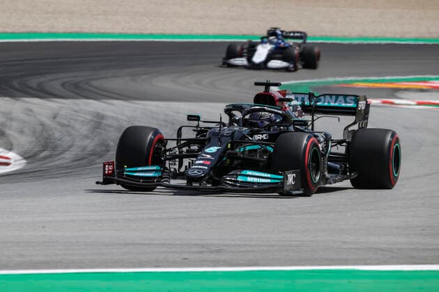 44 HAMILTON Lewis (gbr), Mercedes AMG F1 GP W12 E Performance, action during the Formula 1 Aramco Gran Premio De Espana 2021 from May 07 to 10, 2021 on the Circuit de Barcelona-Catalunya, in Montmelo, near Barcelona, Spain - FORMULE 1 : Grand prix d Espagne - Barcelone - Essais - 07 05 2021 DPPI Panoramic 