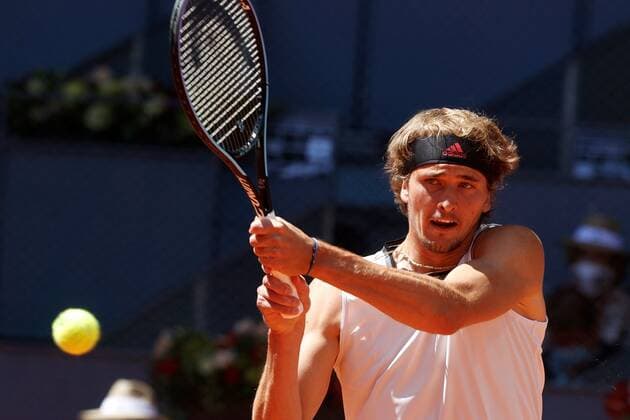 Alexander Zverev of Germany in action against Rafa Nadal of Spain during the Mutua Madrid Open quarterfinal match against held in Madrid, Spain, 07 May 2021. Mutua Madrid Open tennis tournament !ACHTUNG: NUR REDAKTIONELLE NUTZUNG!  Copyright: xChemaxMoyax GRAF1556 20210507-637559998330636966
