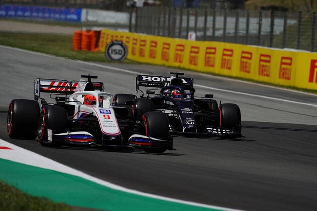 F1 Aramco Grand Prix of Spain 2021 07 05 2021, Circuit de Catalunya, Barcelona, F1 Aramco Grand Prix of Spain 2021 , pictured Nikita Mazepin RUS 9 , Haas F1 Team, Yuki Tsunoda JPN 22 , Scuderia AlphaTauri Honda nordphotoxGmbHx xBratic nph00250
