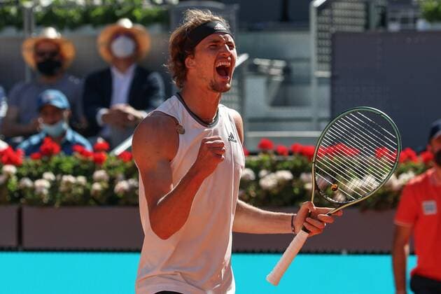 Alexander Zverev of Germany celebrates his victory against Rafa Nadal of Spain following the Mutua Madrid Open quarterfinal match against held in Madrid, Spain, 07 May 2021. Mutua Madrid Open tennis tournament !ACHTUNG: NUR REDAKTIONELLE NUTZUNG!  Copyright: xRodrigoxJimenezx GRAF1655 20210507-637560057805327752