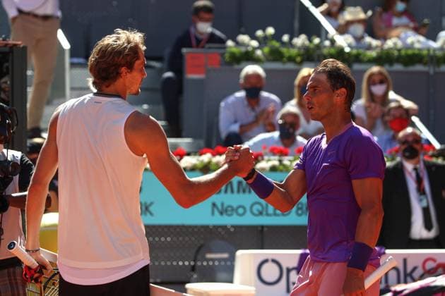 Alexander Zverev of Germany (L) and Rafa Nadal of Spain (R) react following the Mutua Madrid Open quarterfinal match against held in Madrid, Spain, 07 May 2021. Mutua Madrid Open tennis tournament !ACHTUNG: NUR REDAKTIONELLE NUTZUNG!  Copyright: xRodrigoxJimenezx GRAF1658 20210507-637560057851890251