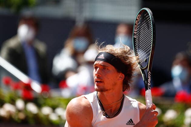 May 7, 2021, MADRID, MADRID, SPAIN: Alexander Zverev of Germany in action during his Men s Singles match, Quarter of Finals, against Rafael Nadal of Spain on the ATP, Tennis Herren Masters 1000 - Mutua Madrid Open 2021 at La Caja Magica on May 7, 2021 in Madrid, Spain. MADRID SPAIN - ZUMAa181 20210507_zaa_a181_015 Copyright: xOscarxJ.xBarrosox