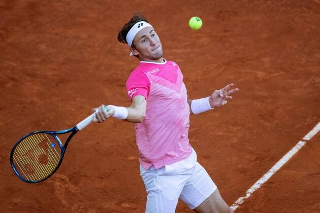 Casper Ruud of Norway in action against Aleksandr Bublik of Kazakhstan during the Mutua Madrid Open quarterfinal match against held in Madrid, Spain, 07 May 2021. Mutua Madrid Open tennis tournament !ACHTUNG: NUR REDAKTIONELLE NUTZUNG!  Copyright: xRodrigoxJimenezx GRAF1780 20210507-637560154978845806