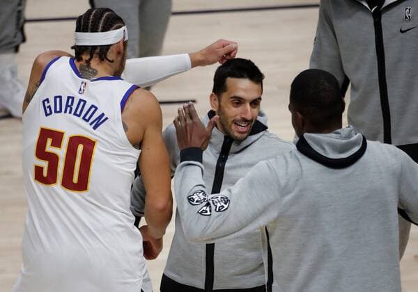 Denver Nuggets guard Facundo Campazzo (C) is introduced with his teammates before an NBA, Basketball Herren, USA game against the Utah Jazz at the Vivint Smart Home Arena in Salt Lake City, Utah, USA, 07 May 2021. Utah Jazz vs. Denver Nuggets !ACHTUNG: NUR REDAKTIONELLE NUTZUNG!  Copyright: xGEORGExFREYx AME6113 20210508-637560440945773011