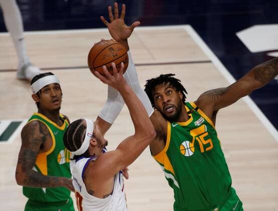 Utah Jazz center Derrick Favors (15), defends Denver Nuggets forward Aaron Gordon (50) during an NBA, Basketball Herren, USA game at the Vivint Smart Home Arena in Salt Lake City, Utah, USA, 07 May 2021. Utah Jazz vs. Denver Nuggets !ACHTUNG: NUR REDAKTIONELLE NUTZUNG!  Copyright: xGEORGExFREYx AME6138 20210508-637560452836727880