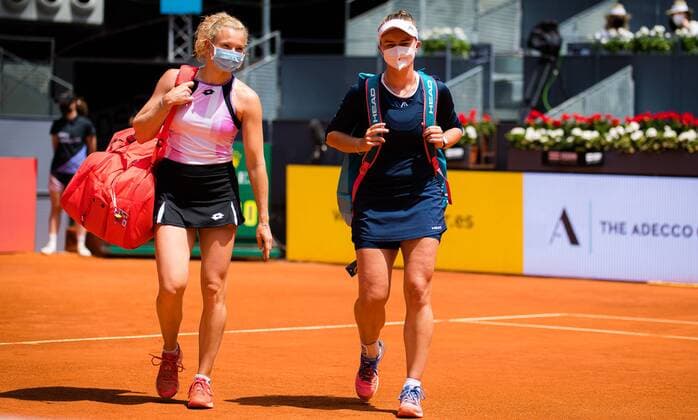 Mandatory Credit: Photo by Rob Prange Shutterstock (11888299d) Katerina Siniakova & Barbora Krejcikova of the Czech Republic in action during the doubles final of the 2021 Mutua Madrid Open WTA, Tennis Damen 1000 tournament Mutua Madrid Open, Tennis, La Caja Magica, Madrid, Spain - 08 May 2021 Mutua Madrid Open, Tennis, La Caja Magica, Madrid, Spain - 08 May 2021  Copyright: xRobxPrange Shutterstockx 11888299d