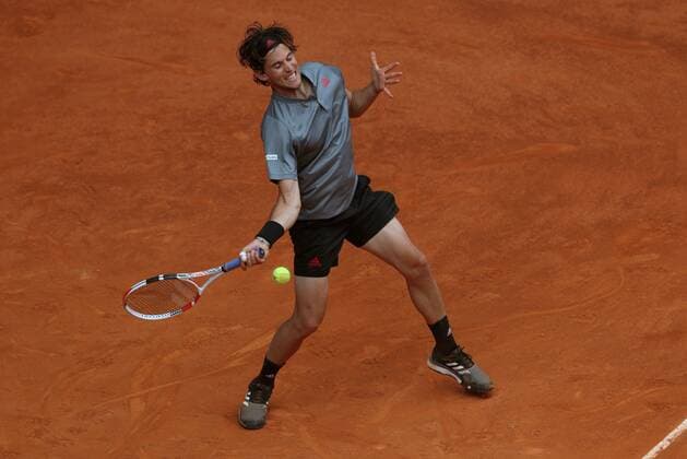 Dominic Thiem of Austria in action during his semifinal match against Alexander Zverev of Germany at the Mutua Madrid Open tennis ?tournament in Madrid, central Spain, 08 May 2021. Alexander Zverev - Dominic Thiem !ACHTUNG: NUR REDAKTIONELLE NUTZUNG!  Copyright: xRodrigoxJiménezx GRAF2459 20210508-637560921080718314