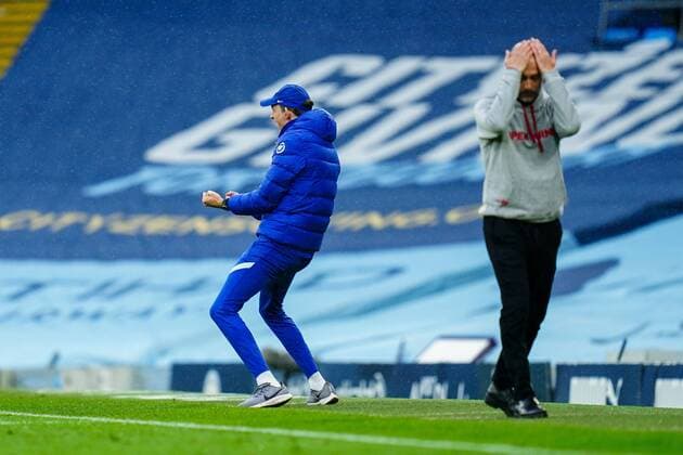 Sport Bilder des Tages Mandatory Credit: Photo by Javier Garcia BPI Shutterstock (11893130cz) Chelsea Manager Thomas Tuchel celebrates the winning goal scored by Marcos Alonso of Chelsea as Manchester City Manager Pep Guardiola reacts in despair on the sideline Manchester City v Chelsea, Premier League, Football, The Etihad Stadium, Manchester, UK - 08 May 2021 EDITORIAL USE ONLY No use with unauthorised audio, video, data, fixture lists, club league logos or live services. Online in-match use limited to 120 images, no video emulation. No use in betting, games or single club league player publications. Manchester City v Chelsea, Premier League, Football, The Etihad Stadium, Manchester, UK - 08 May 2021 EDITORIAL USE ONLY No use with unauthorised audio, video, data, fixture lists, club league logos or live services. Online in-match use limited to 120 images, no video emulation. No use in betting, games or single club league player publications.  Copyright: xJavierxGarcia BPI Shutterstockx 11893130cz