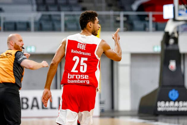 Kenneth Ogbe Brose Bamberg, 25 Brose Bamberg HAKRO Merlins Crailsheim easyCredit BBL Basketball Bundesliga Basketball Season 2020 21 34 Matchday, 09 05 2021 Bamberg, Brose Arena Copyright: DanielxLöb
