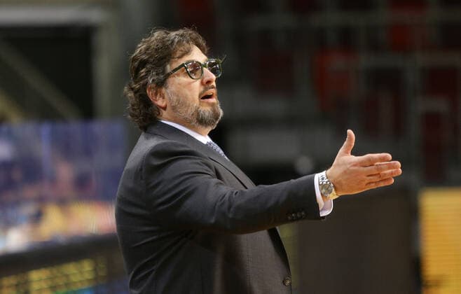Ludwigsburg , Basketball easyCredit BBL Bundesliga , MHP RIESEN Ludwigsburg vs Bayern Munich ,Andrea Trinchieri Trainer Bayern