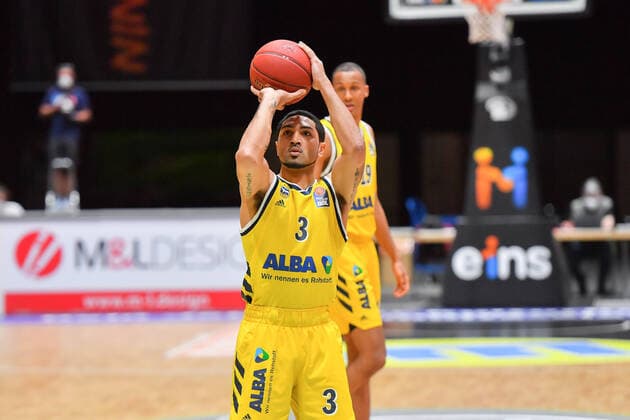 Chemnitz, Germany 09 May 2021 1 BBL 2020 2021 Niners Chemnitz vs Alba Berlin free throw by Peyton Siva Berlin Messe Chemnitz Sachsen Copyright: xFotostandx xDostmannx
