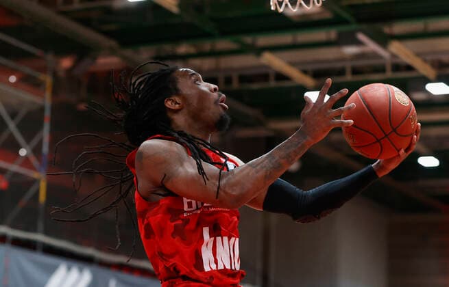 09 05 2021, Basketball, BBL 2020 2021, 34 matchday, s Oliver Wuerzburg RASTA Vechta, GER, Wuerzburg, s Oliver Arena, picture from left Robert Lowery s Oliver Wuerzburg Copyright: HMBxMedia xHeikoxBecker