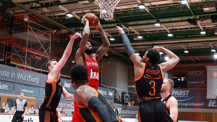 Basketball, BBL, s.Oliver Würzburg - RASTA Vechta