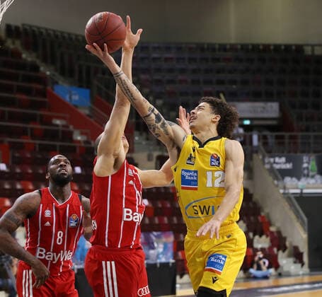V li Robin Amaize Bayern , Jonah Radebaugh Riesen MHP Riesen Ludwigsburg vs Bayern Munich Basketball Bundesliga 2020 2021 Ludwigsburg , GER, 02 05 2021,