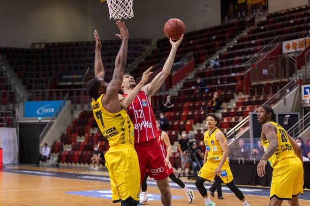 Jamel McLean MHP Riesen Ludwigsburg, 7 Diego Flaccadori Fc Bayern München, 12 MHP Riesen Ludwigsburg vs FC Bayern München, Basketball, Bundesliga, easy credit BBL, Spieltag 34, Spielzeit 2020 2021, 09 05 2021 Kirchheim Knights MLP Academics Heidelberg , Basketball, 2 Bundesliga, Barmer 2 Basketball, Playoffs, 3 Spieltag Gruppenphase , Spielzeit 2020 2021, 23 04 2021 Ludwigsburg Copyright: xNinaxSander xEibnerxPressefotoxIx EP_NSR