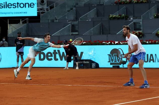 Marcel Granollers of Spain (R) and Horacio Zeballos (L) of Argentina in action during the men s double final against Mate Pavic and Nikola Mektic of Croatia at the Mutua Madrid Open tennis tou?rnament in Madrid, Spain, 09 May 2021. Mutua Madrid Open tennis tou?rnament !ACHTUNG: NUR REDAKTIONELLE NUTZUNG!  Copyright: xRodrigoxJimenezx GRAF3299 20210509-637561747062473383