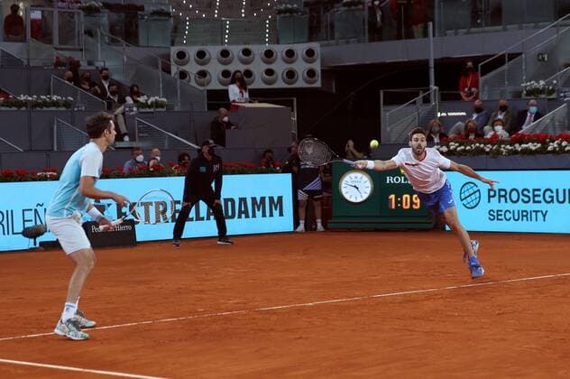 Marcel Granollers of Spain (R) and Horacio Zeballos (L) of Argentina in action during the men s double final against Mate Pavic and Nikola Mektic of Croatia at the Mutua Madrid Open tennis tou?rnament in Madrid, Spain, 09 May 2021. Mutua Madrid Open tennis tou?rnament !ACHTUNG: NUR REDAKTIONELLE NUTZUNG!  Copyright: xRodrigoxJimenezx GRAF3314 20210509-637561761050665827