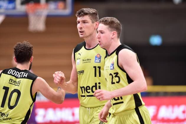 Andreas Seiferth medi bayreuth M , David Walker R , Bastian Doreth NR 10 , Basketball, Bundesliga, BBL, BG Goettingen medi bayreuth, 09 05 2021, BG Goettingen medi bayreuth, Basketball, Bundesliga, GER, BBL, 09 05 2021 Goettingen Copyright: xEibner-Pressefotox-xRolandxSippelx