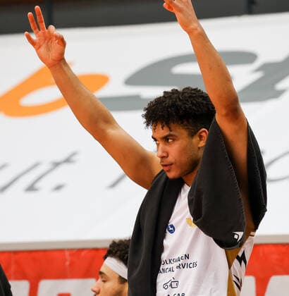 Garai Zeeb Loewen Braunschweig 3 , JobStairs GIESSEN 46ers vs Loewen Braunschweig, Basketball, Basketball Bundesliga, 34 Spieltag, 09 05 2021, JobStairs GIESSEN 46ers vs Loewen Braunschweig, Basketball, Basketball Bundesliga, 34 Spieltag, 09 05 2021, Foto EIBNER Joerg Niebergall Giessen Copyright: xJoergxNiebergall Eibner-Pressefox EP_JNL