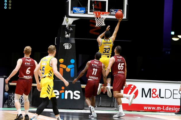 09 05 2021, easyCredit Basketball Bundesliga, BBL, season 2020 2021, men, Chemnitz Niners ALBA Berlin Johannes Thiemann, Alba Berlin Chemnitz Messe Chemnitz Sachsen Germany
