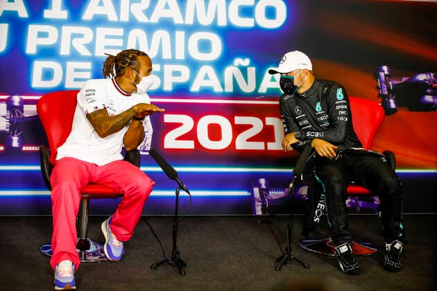 Sport Bilder des Tages F1 Grand Prix of Spain 44 Lewis Hamilton (GBR, Mercedes-AMG Petronas F1 Team), 77 Valtteri Bottas (FIN, Mercedes-AMG Petronas F1 Team), F1 Grand Prix of Spain at Circuit de Barcelona-Catalunya on May 9, 2021 in Barcelona, Spain. (Photo by Xavi Bonilla DPPI FIA Pool via HOCH ZWEI) Barcelona Spain Poolfoto HOCH ZWEI Pool Xavi Bonilla DP ,EDITORIAL USE ONLY