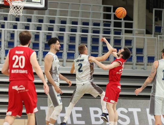 Niklas Wuerzner 2, MLP Academics Heidelberg in defense during the 2 final game in the BARMER 2 Basketball Bundesliga Pro A, MLP Academics Heidelberg Bayer Giants Leverkusen Heidelberg 09 05 21 Basketball , 09 05 2021, Heidelberg Germany xpxlax