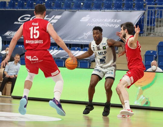 Shaun Willett 3, MLP Academics Heidelberg on the ball during the 2 final game in the BARMER 2 Basketball Bundesliga Pro A, MLP Academics Heidelberg Bayer Giants Leverkusen Heidelberg 09 05 21 Basketball , 09 05 2021, Heidelberg Germany xpxlax
