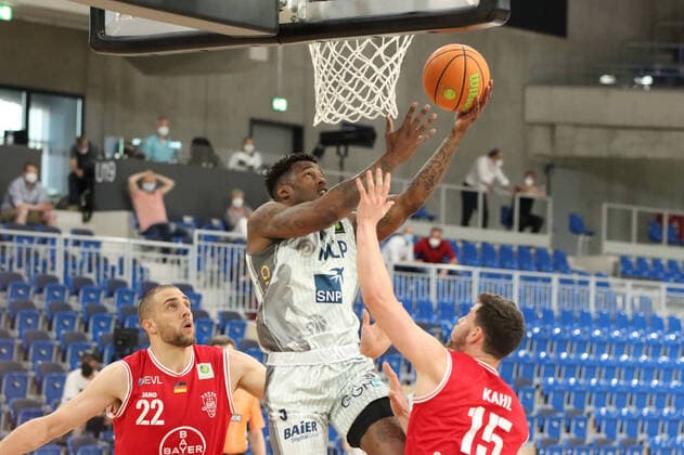 Shaun Willett 3, MLP Academics Heidelberg shooting during the 2 final game in the BARMER 2 Basketball Bundesliga Pro A, MLP Academics Heidelberg Bayer Giants Leverkusen Heidelberg 09 05 21 Basketball , 09 05 2021, Heidelberg Germany xpxlax