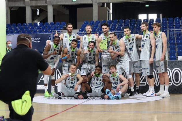 The team of the MLP Academics Heidelberg is champion at the 2 final game in the BARMER 2 Basketball Bundesliga Pro A, MLP Academics Heidelberg Bayer Giants Leverkusen Heidelberg 09 05 21 Basketball , 09 05 2021, Heidelberg Germany xpxlax