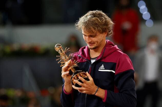 Alexander Zverev of Germany poses with the trophy after winning against Matteo Berrettini of Italy during the men s final at the Mutua Madrid Open tennis tou?rnament in Madrid, Spain, 09 May 2021. Mutua Madrid Open tennis tou?rnament !ACHTUNG: NUR REDAKTIONELLE NUTZUNG!  Copyright: xChemaxMoyax GRAF3627 20210509-637561943316982909