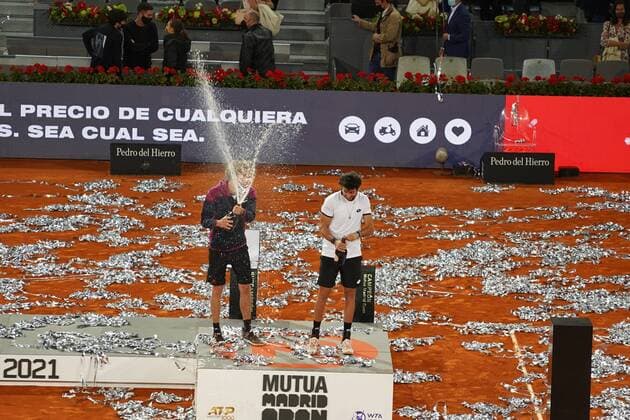 Alexander Zverev GER VS Matteo Berrettini ITA Durning final Match Master 1000 Mutua Madrid Open 2021, Madrid May 9, 2021 Cordon Press  xx xx