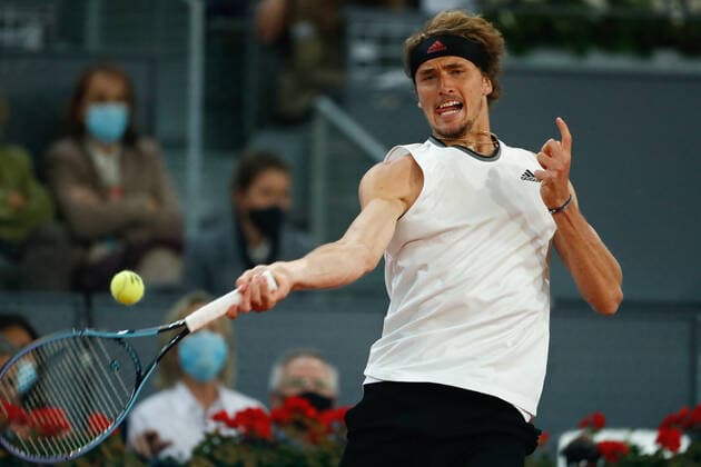 May 9, 2021, MADRID, MADRID, SPAIN: Alexander Zverev of Germany in action his Men s Singles match, Finals, against Matteo Berrettini of Italy on the ATP, Tennis Herren Masters 1000 - Mutua Madrid Open 2021 at La Caja Magica on May 9, 2021 in Madrid, Spain. MADRID SPAIN - ZUMAa181 20210509_zaa_a181_240 Copyright: xOscarxJ.xBarrosox