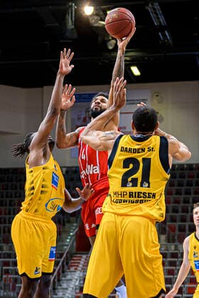 Ludwigsburg, Germany 09 May 2021 BBL 20 21 MHP Riesen Ludwigsburg vs FC Bayern Basketball v li Jaleen Smith Ludwigsburg , Dennis Jerome Seeley FC Bayern , Tremmell Darden Ludwigsburg Ludwigsburg MHP Arena Baden Württemberg Germany.