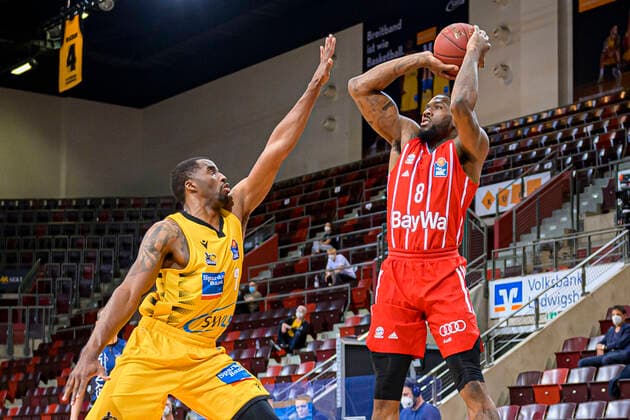 Ludwigsburg, Germany 09 May 2021 BBL 20 21 MHP Riesen Ludwigsburg vs FC Bayern Basketball v li Jamel McLean Ludwigsburg , Jalen Reynolds FC Bayern Ludwigsburg MHP Arena Baden Württemberg Germany.