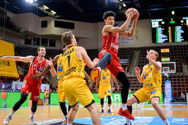 Ludwigsburg, Germany 09 May 2021 BBL 20 21 MHP Riesen Ludwigsburg vs FC Bayern Basketball Jordan Hulls Ludwigsburg , Jason George FC Bayern , Lukas Herzog Ludwigsburg Ludwigsburg MHP Arena Baden Württemberg Germany