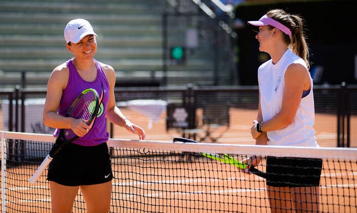 May 10, 2021, ROMA, ITALY: Simona Halep of Romania & Elina Svitolina of the Ukraine during practice ahead of the 2021 Internazionali BNL d Italia WTA, Tennis Damen 1000 tournament ROMA ITALY - ZUMAa181 20210510_zaa_a181_008 Copyright: xRobxPrangex