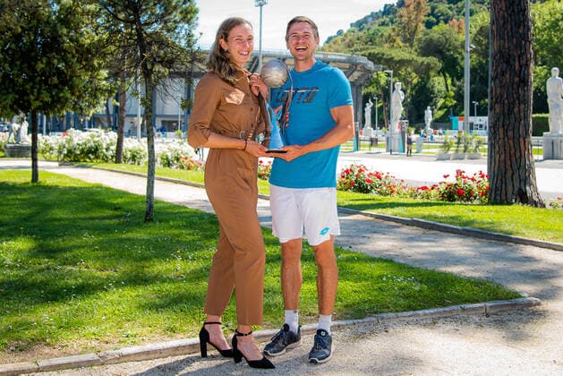 May 10, 2021, ROMA, ITALY: Elise Mertens of Belgium and coach Robbie Ceyssens with the Doubles World No. 1 trophy at the 2021 Internazionali BNL d Italia WTA, Tennis Damen 1000 tournament ROMA ITALY - ZUMAa181 20210510_zaa_a181_130 Copyright: xRobxPrangex
