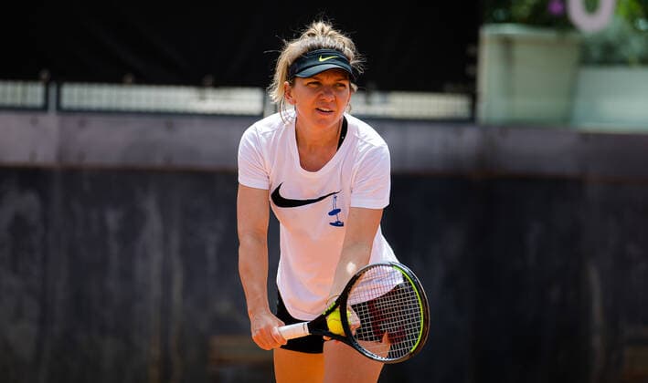 May 11, 2021, ROMA, ITALY: Simona Halep of Romania during practice at the 2021 Internazionali BNL d Italia WTA, Tennis Damen 1000 tournament ROMA ITALY - ZUMAa181 20210511_zaa_a181_078 Copyright: xRobxPrangex