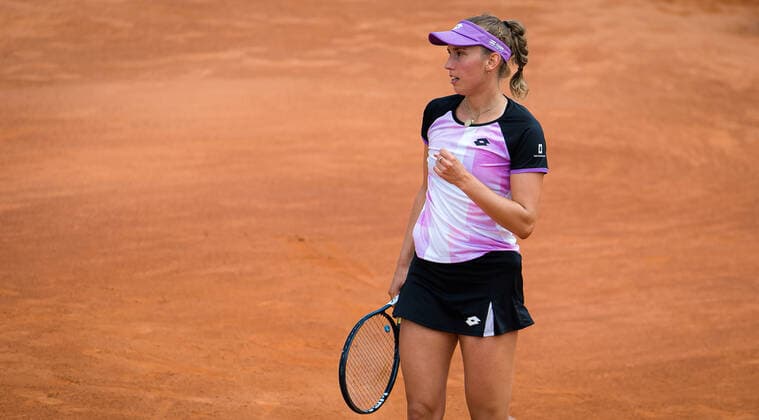 May 11, 2021, ROMA, ITALY: Elise Mertens of Belgium in action during the first round of the 2021 Internazionali BNL d Italia WTA, Tennis Damen 1000 tournament against Veronika Kudermetova of Russia ROMA ITALY - ZUMAa181 20210511_zaa_a181_089 Copyright: xRobxPrangex